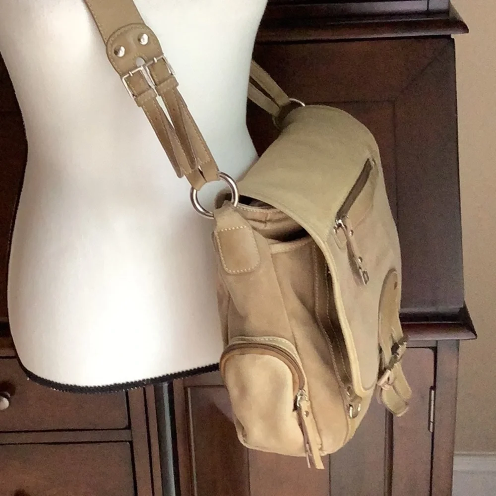 Tomboy Wiz Canvas / Cow Leather Crossbody Bag